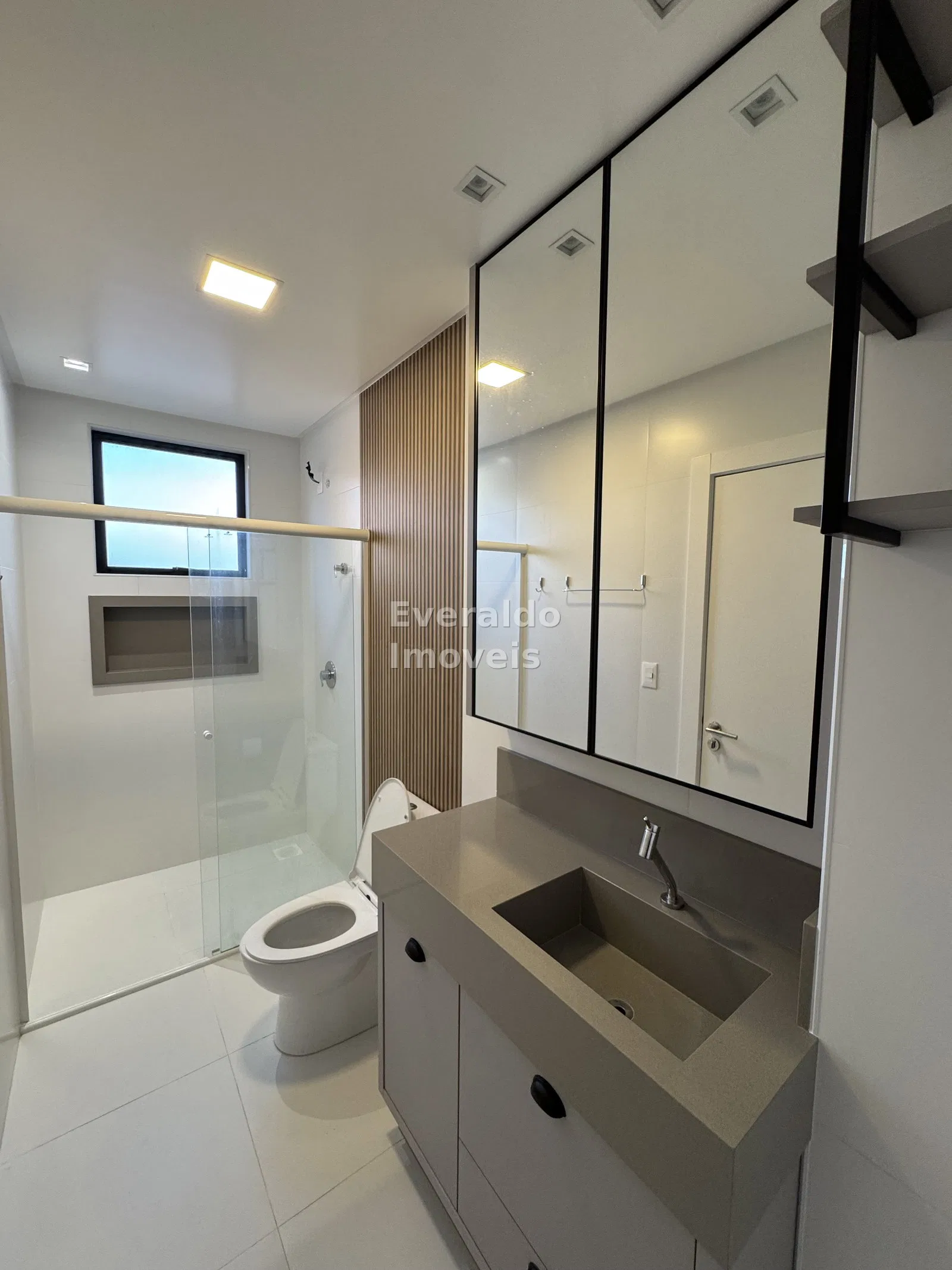 Emerald Bay Residence — Meia Praia, foto 13