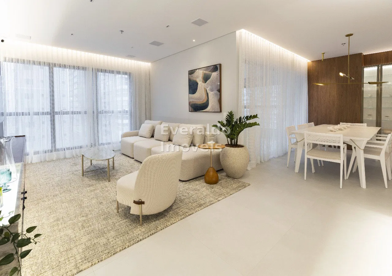 Cosmopolitan Residence — Meia Praia, foto 10
