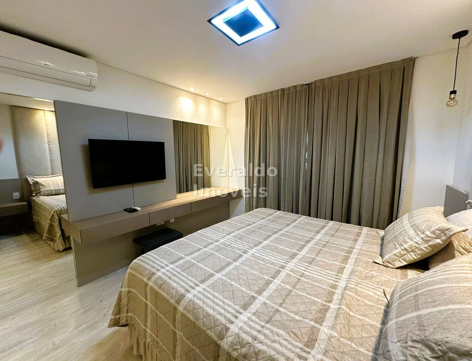 Edifício Orion — Meia Praia, foto 20