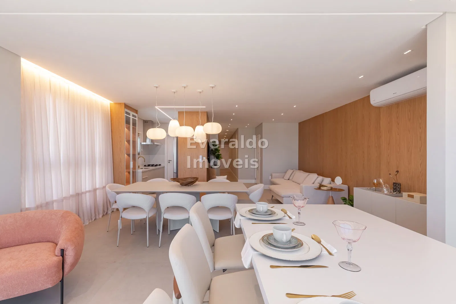 Cobertura Decorado Dom Benedito 2602 — Meia Praia, foto 5