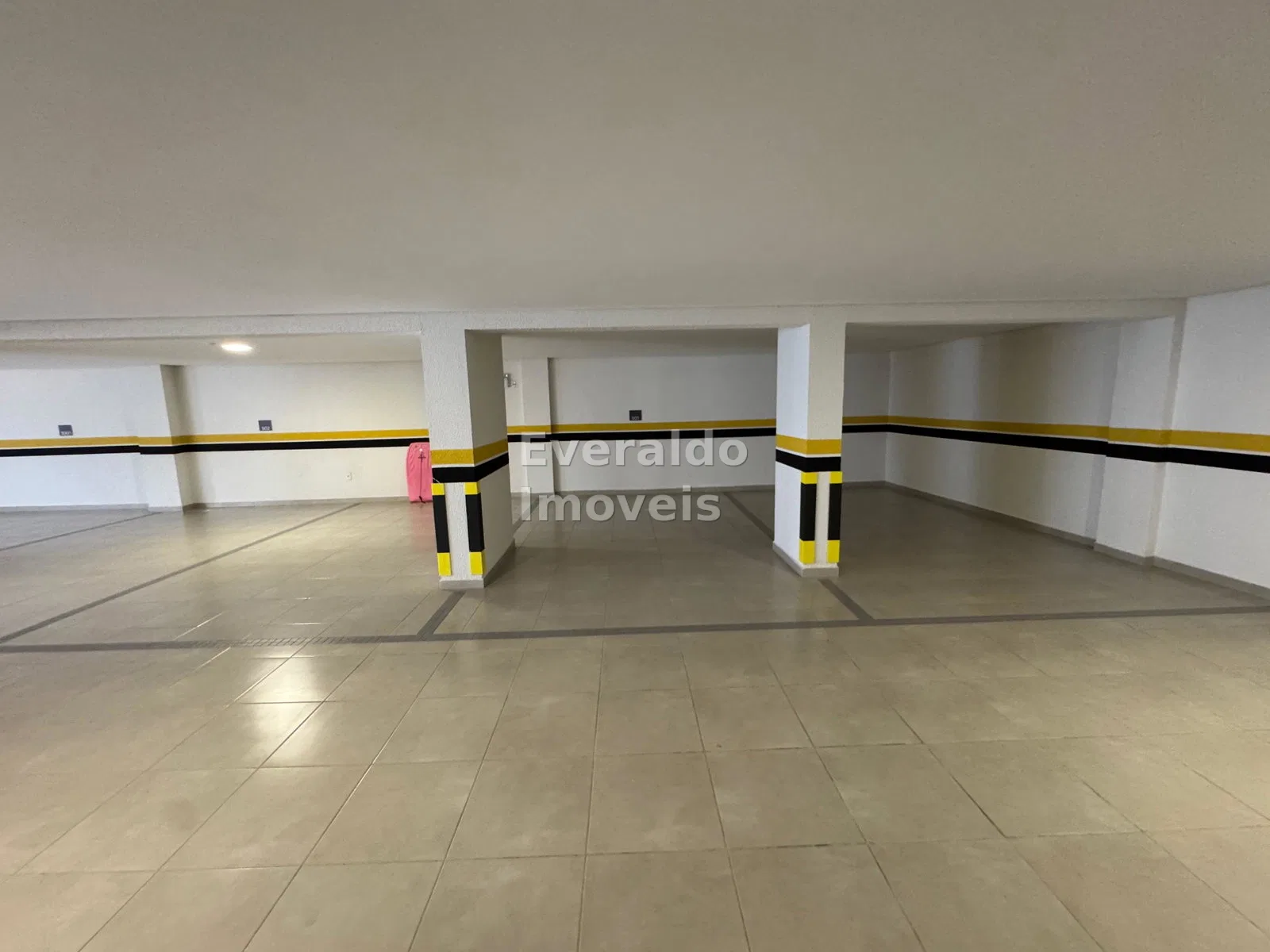 Carmel Residence — Meia Praia, foto 18
