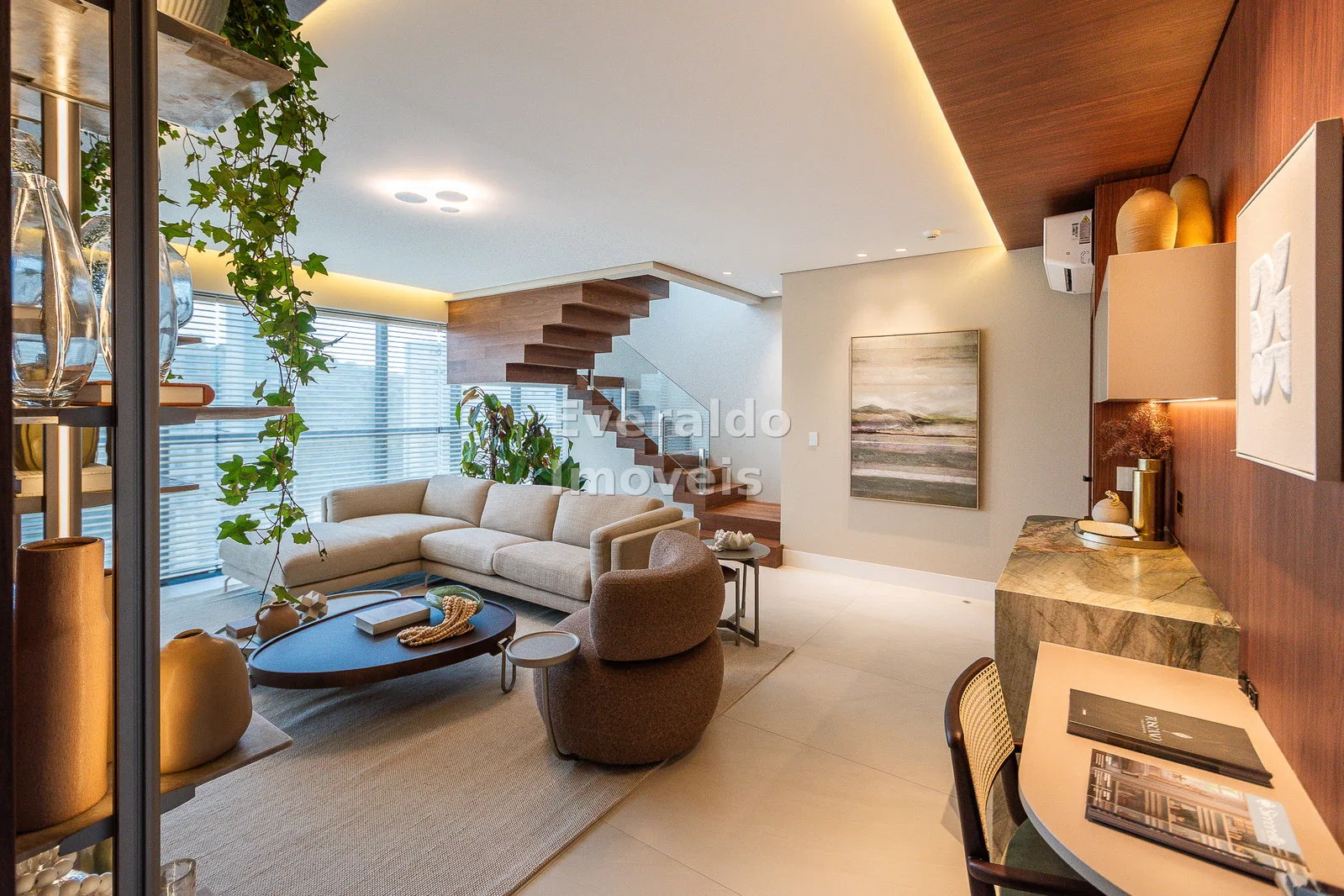 COBERTURA DUPLEX DECORADA — Pioneiros, foto 17