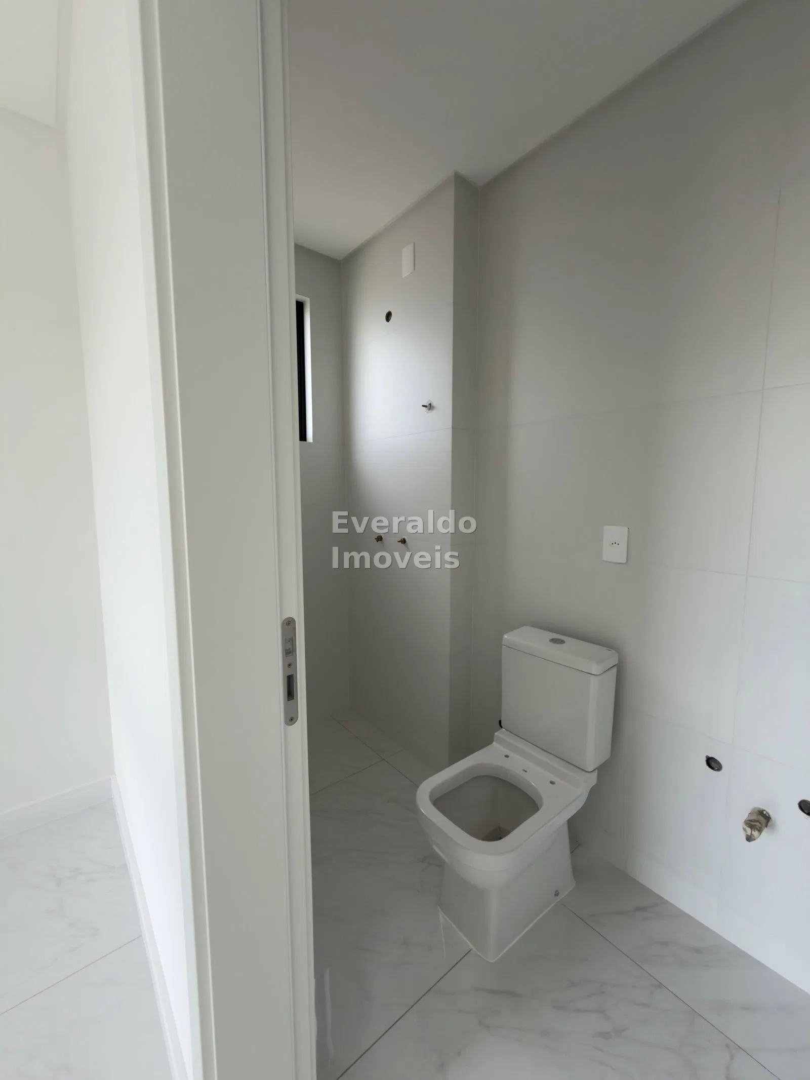 MONTREAL TOWERS — Meia Praia, foto 15