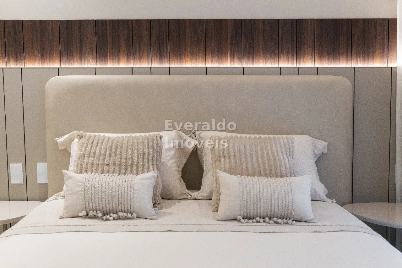 Cosmopolitan Residence — Meia Praia, foto 18