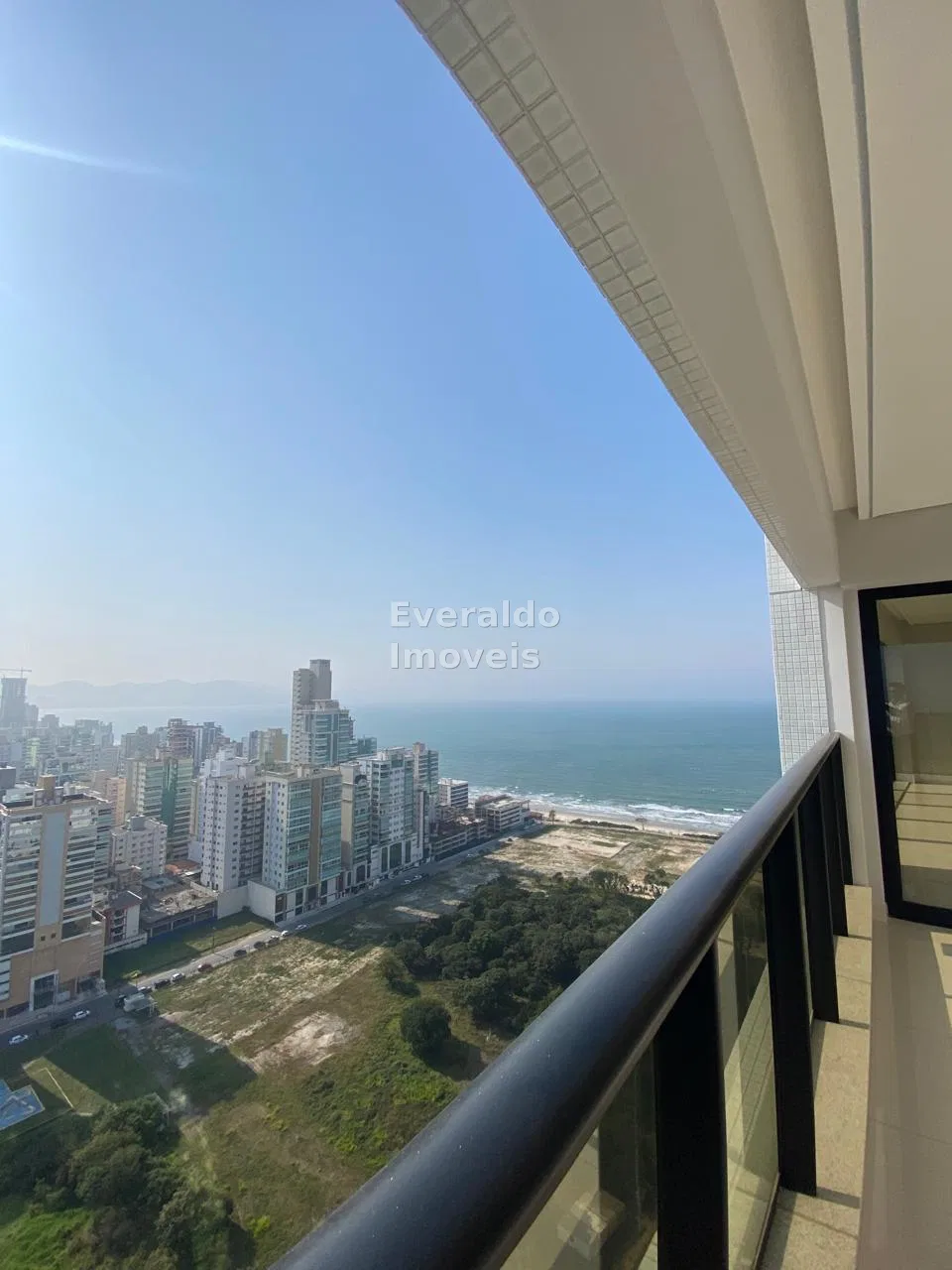 Paramount — Meia Praia, foto 5
