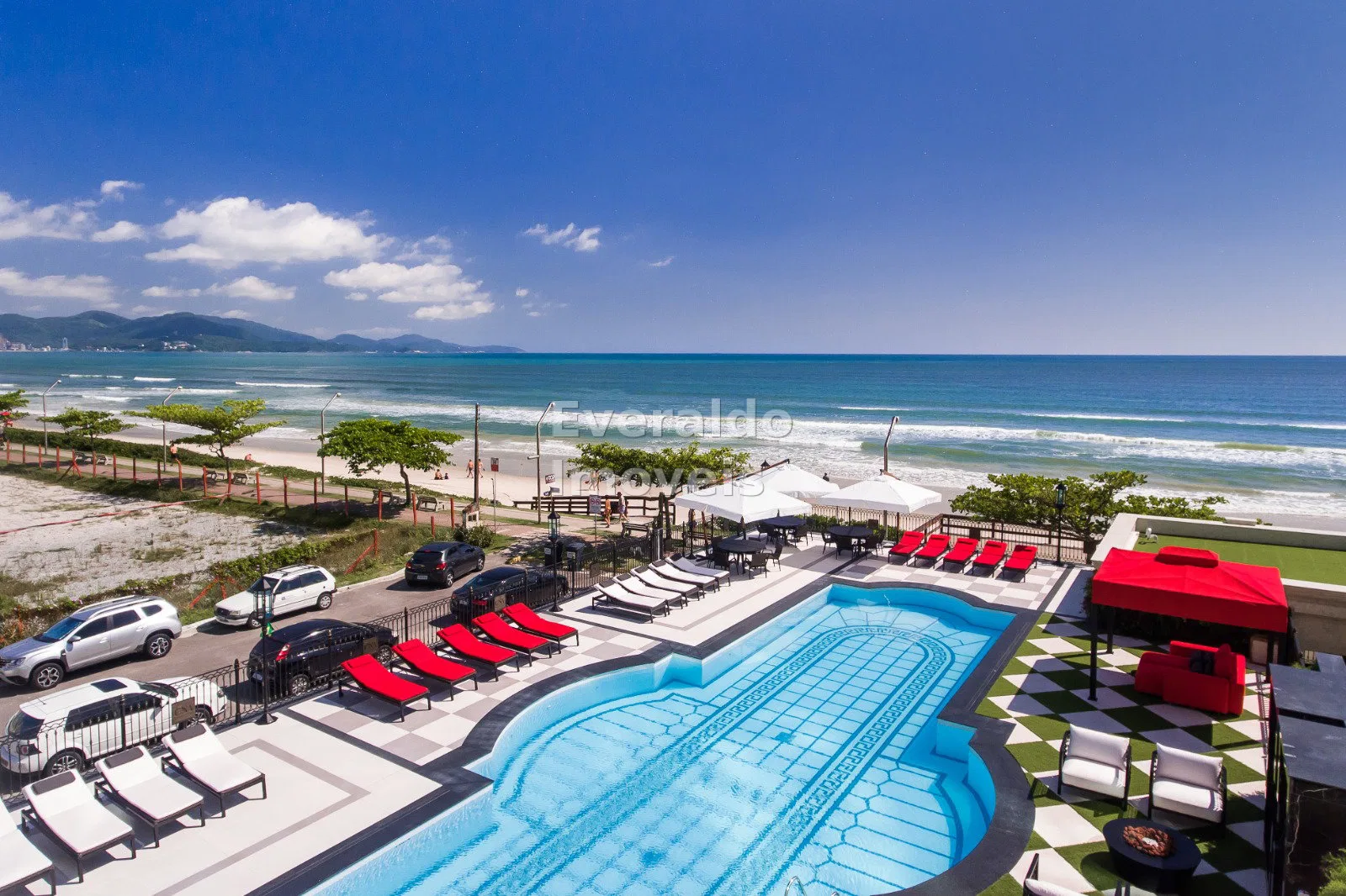 Cartier CNA Residence - Mobiliado — Meia Praia, foto 15