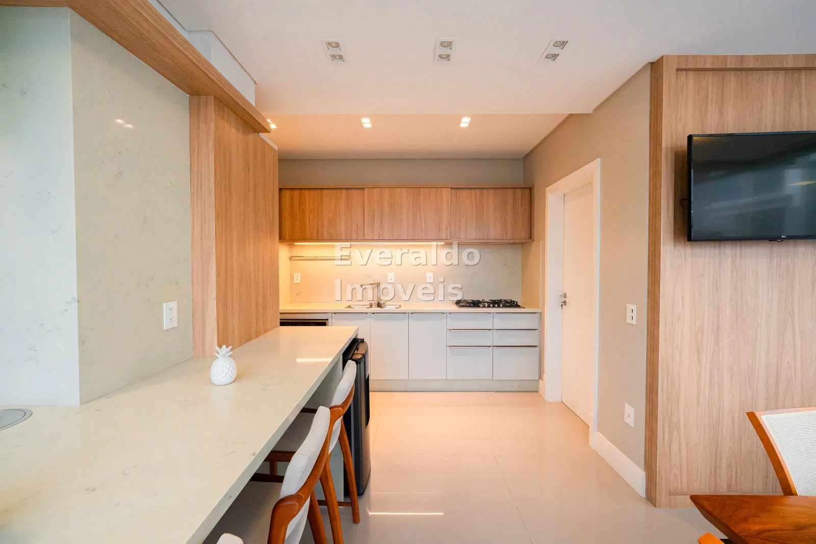 Ocean Towers Residence — Meia Praia, foto 9