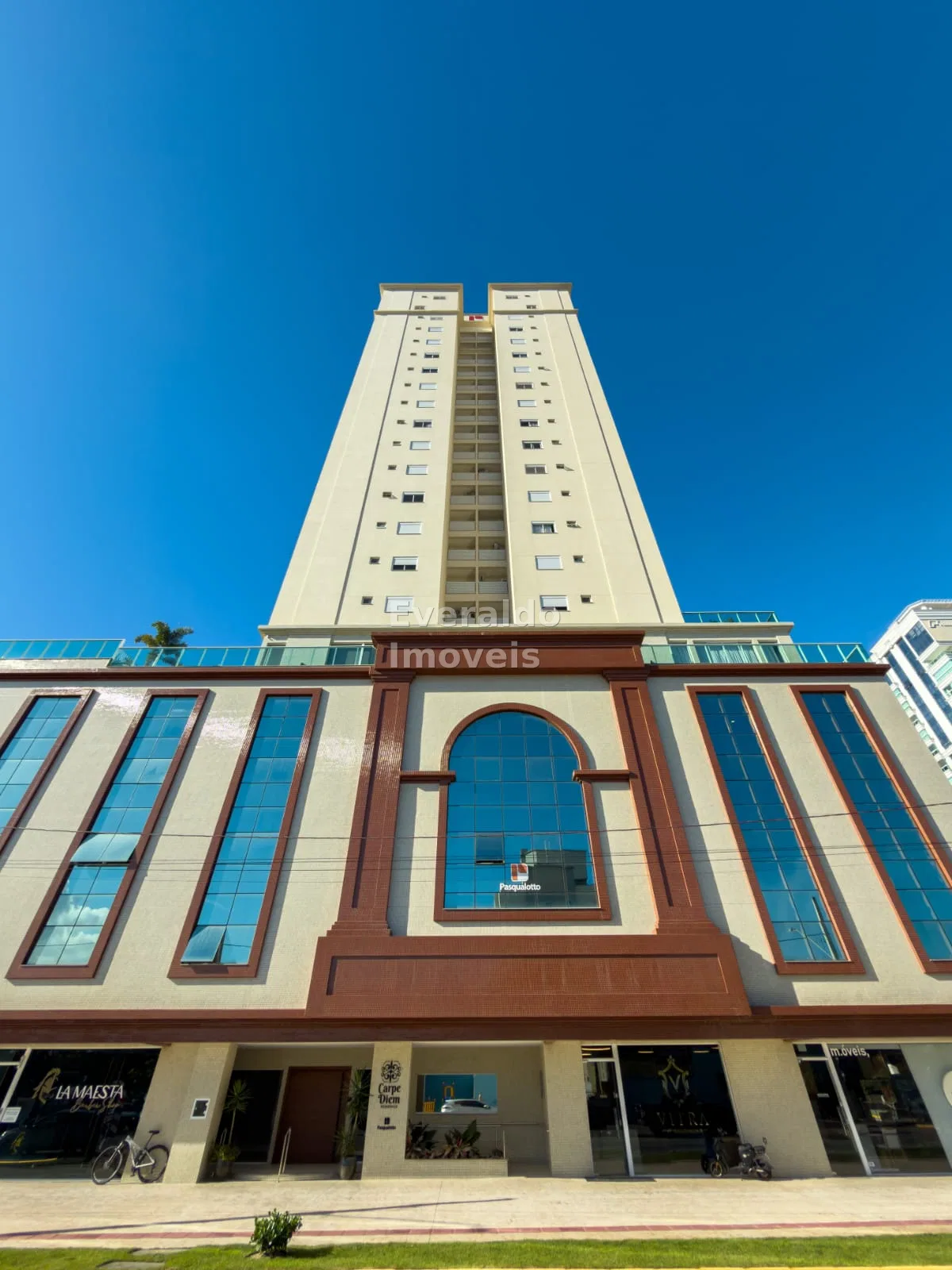 Carpe Diem Residence — Meia Praia