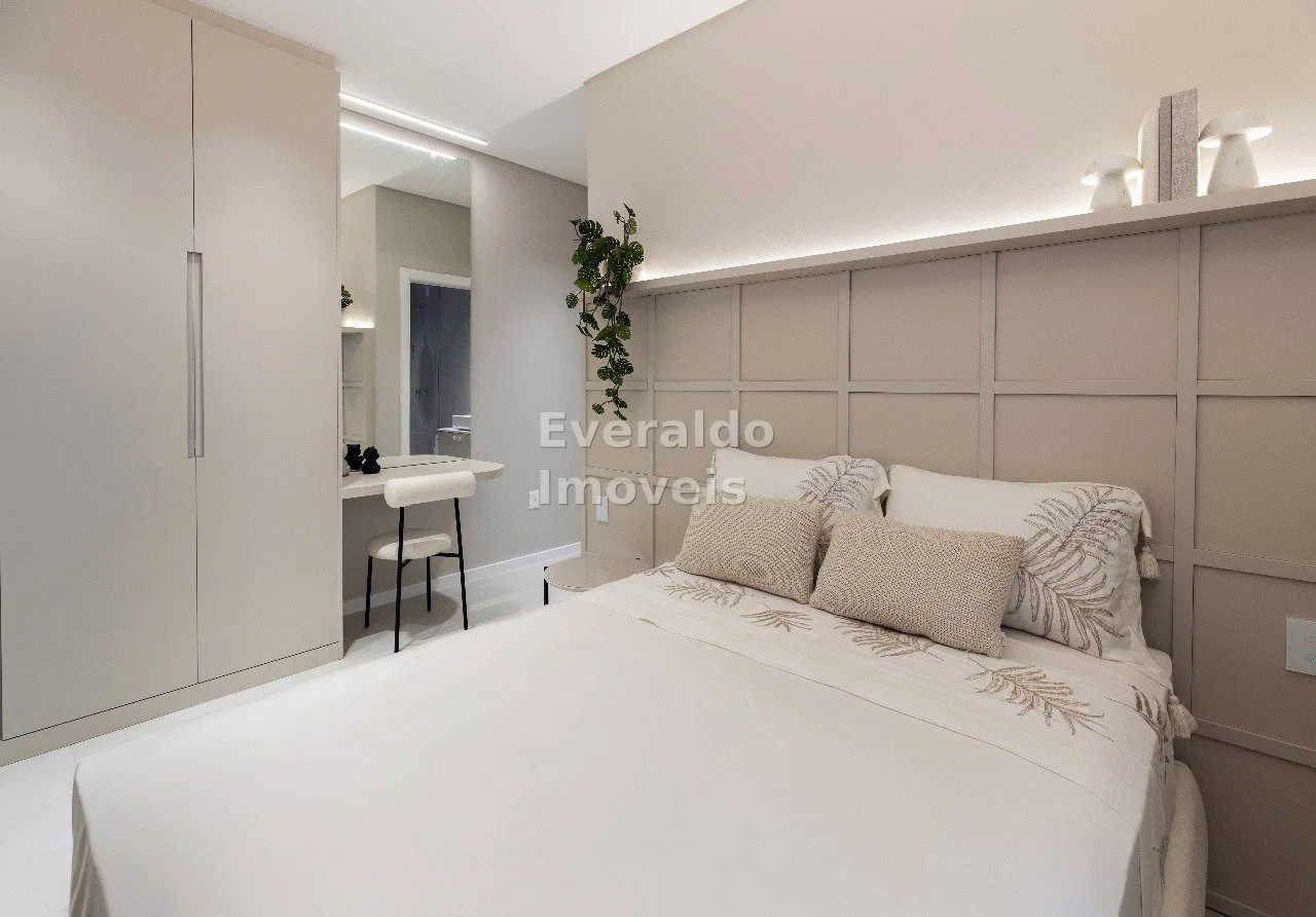 Cosmopolitan Residence — Meia Praia, foto 15