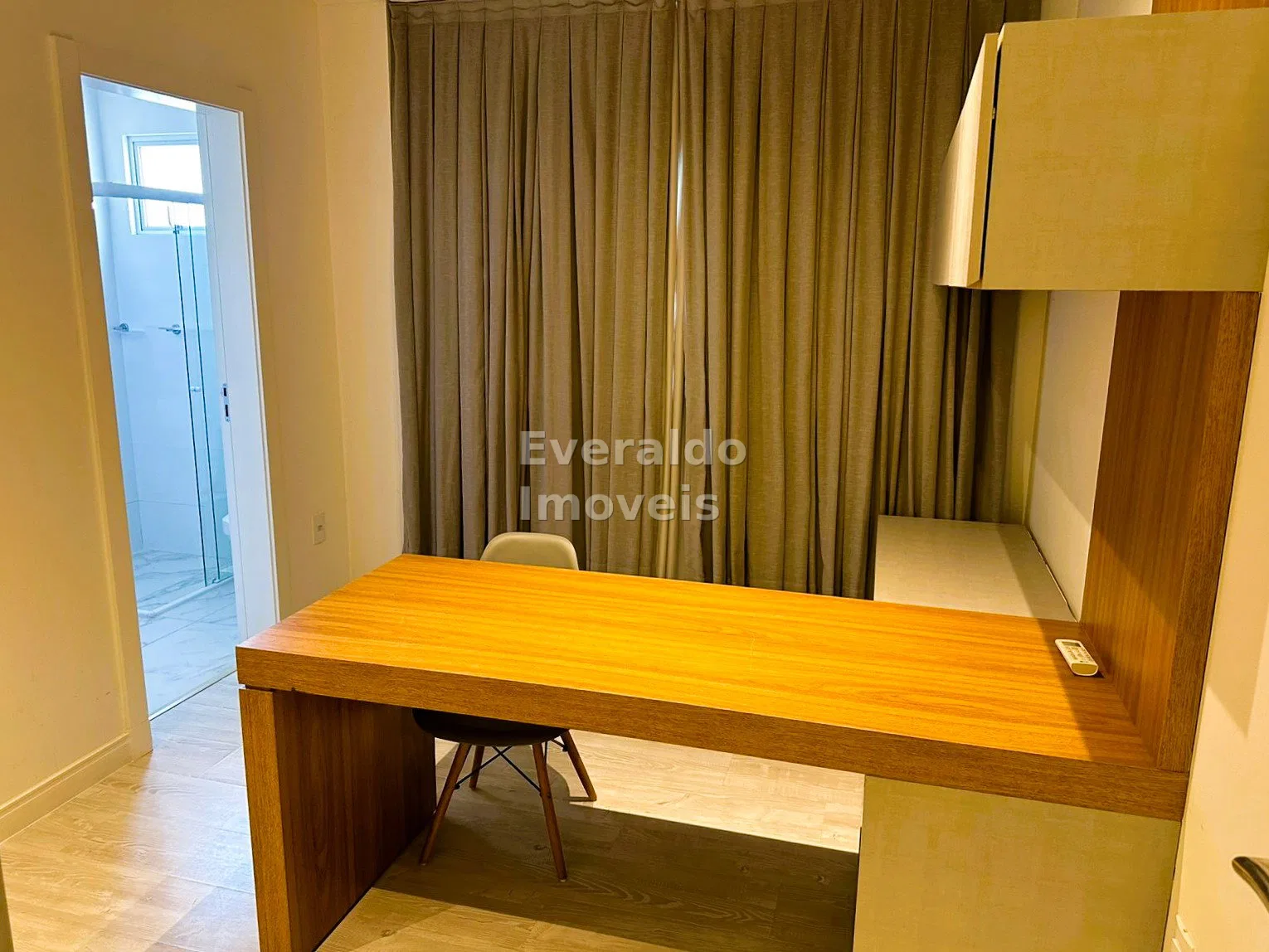 Edifício Orion — Meia Praia, foto 13