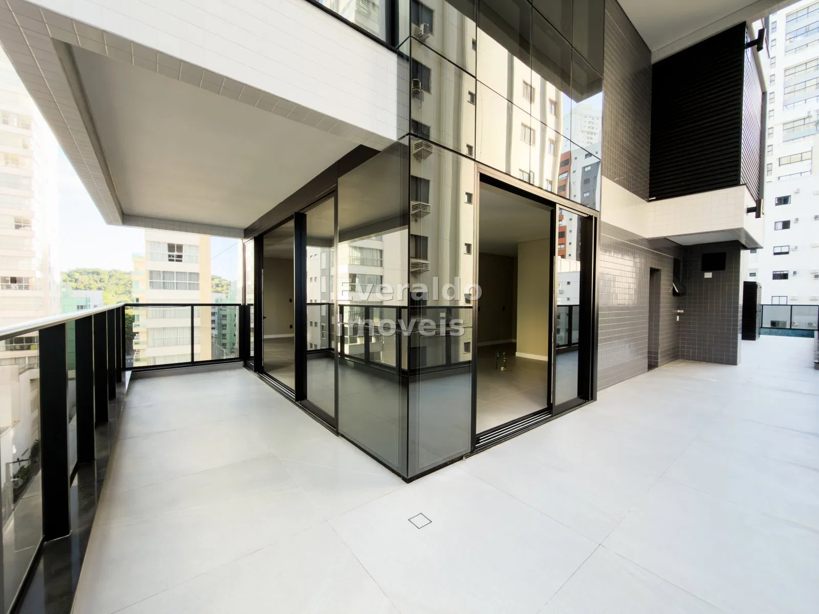 ZENITH TOWER - DIFERENCIADO — Centro, foto 13