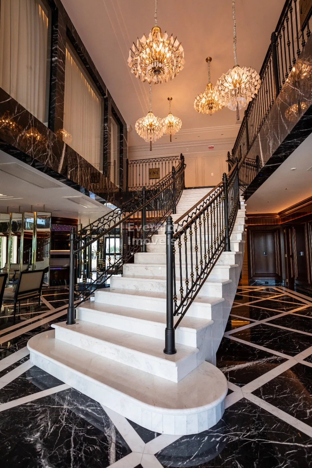 Cartier CNA Residence - Mobiliado — Meia Praia, foto 17