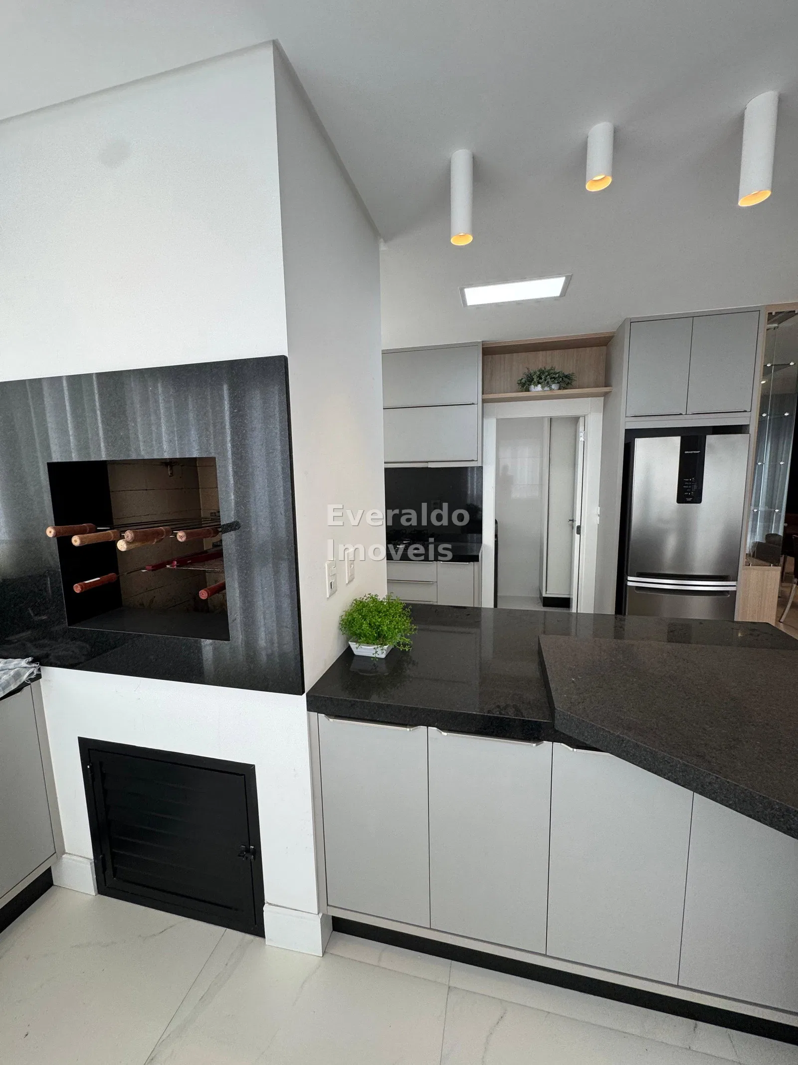 Carmel Residence — Meia Praia, foto 6