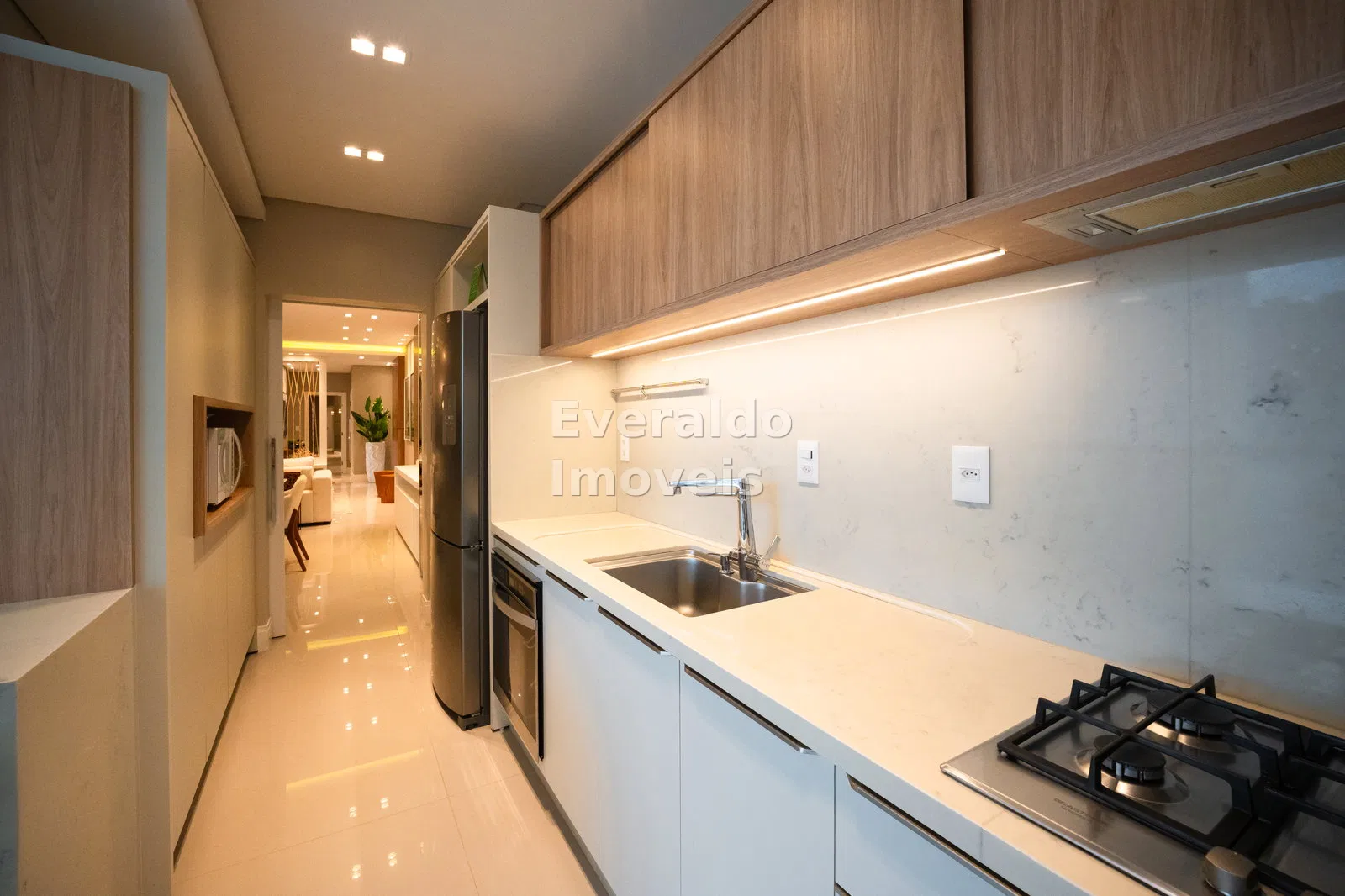 Ocean Towers Residence — Meia Praia, foto 17