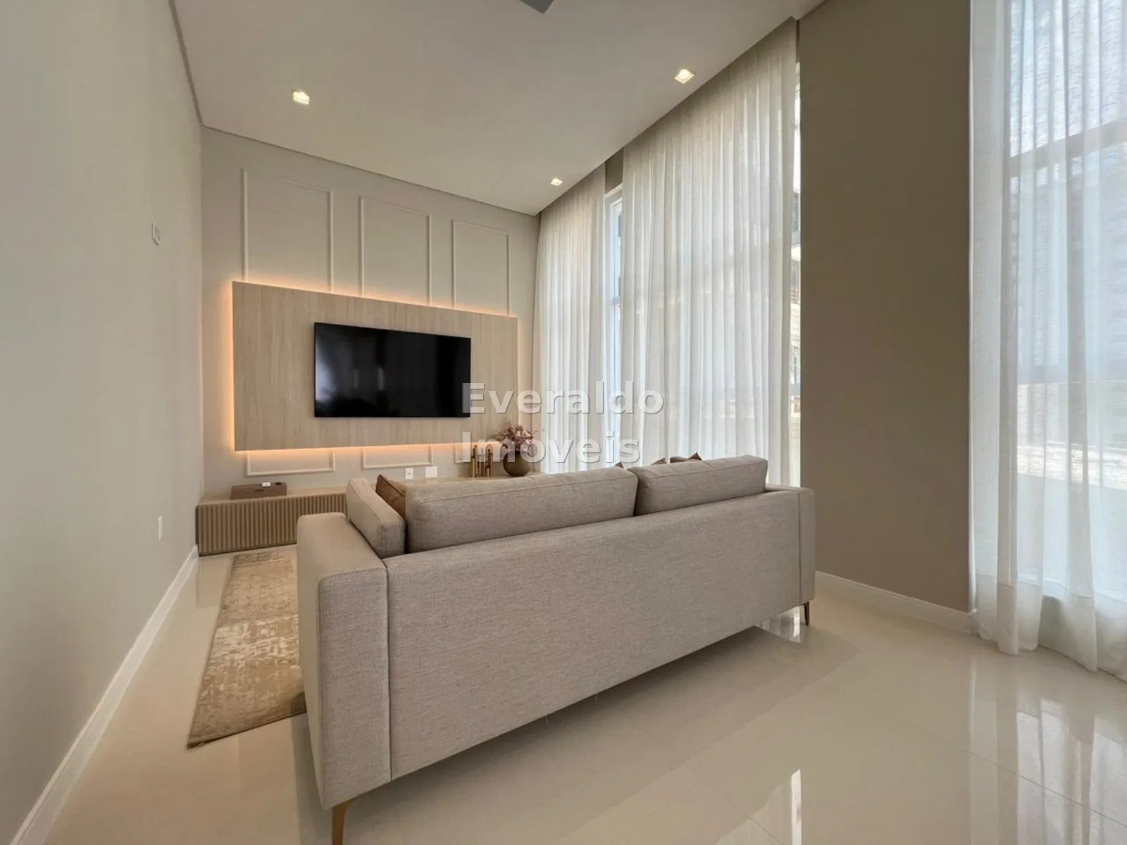 GRAND PROVENCE RESIDENCE — Meia Praia, foto 5