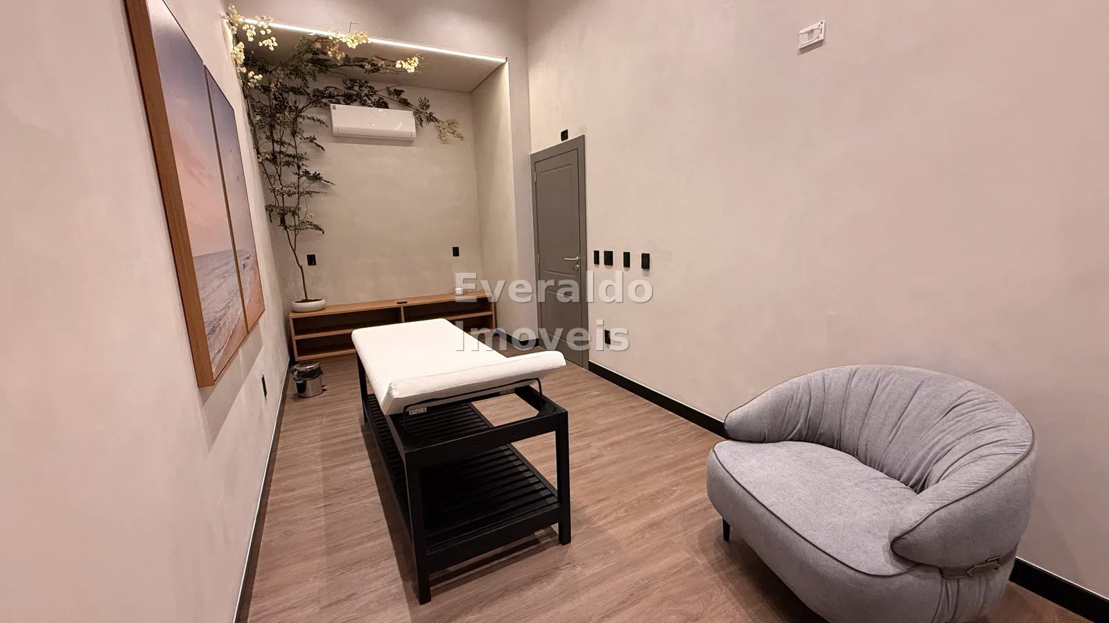Wall Street Tower — Meia Praia, foto 45 do empreendimento