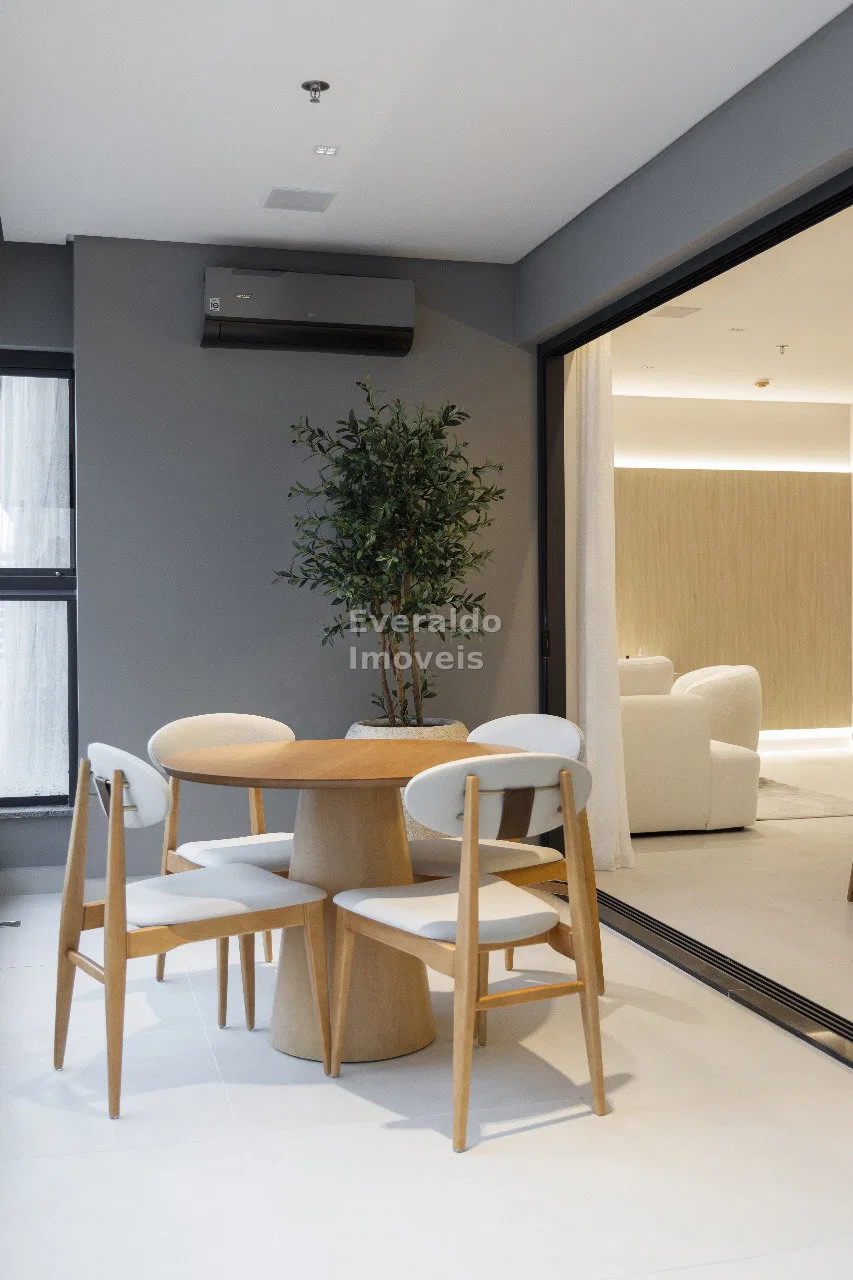 Cosmopolitan Residence — Meia Praia, foto 11