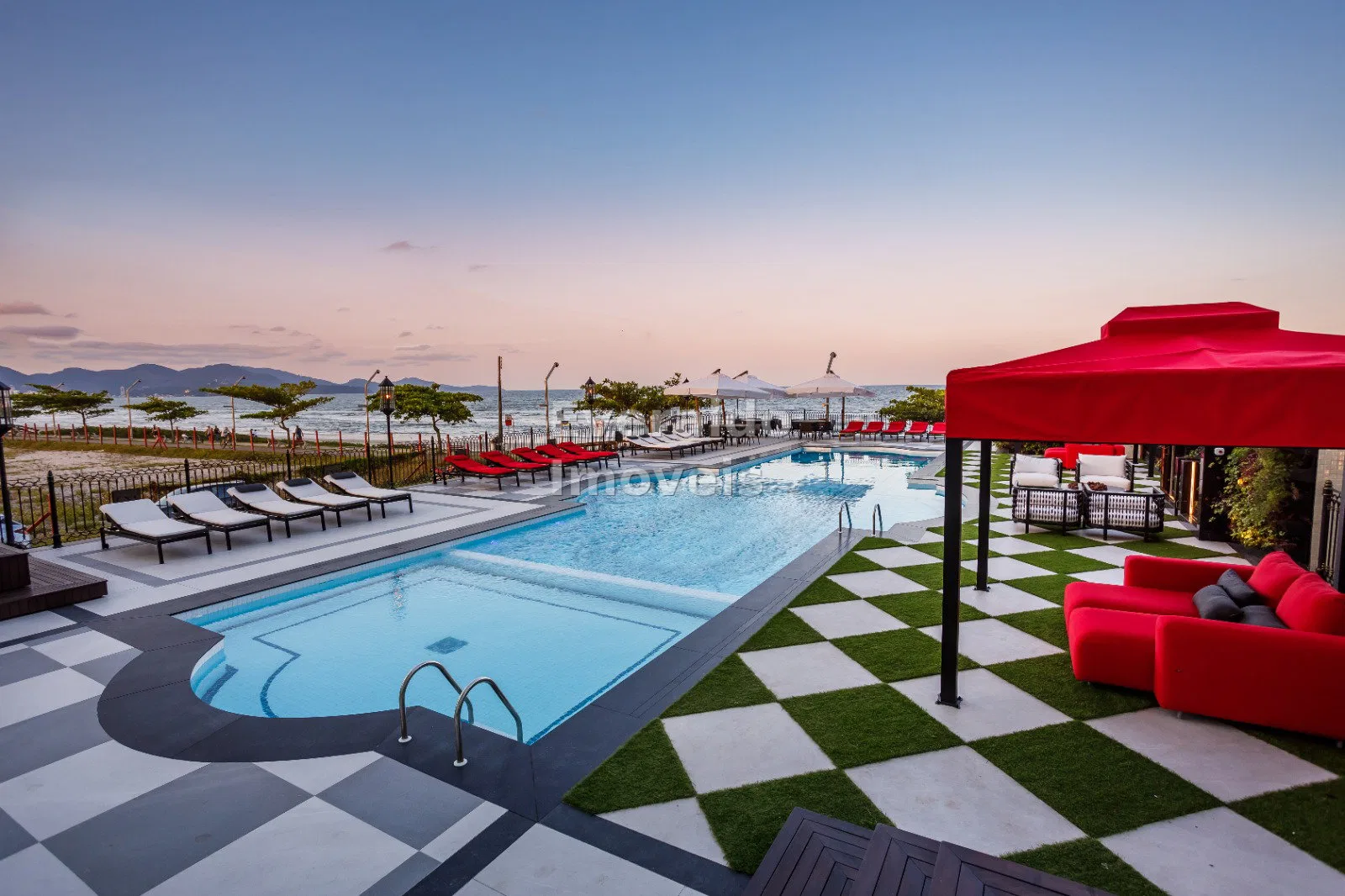 Cartier CNA Residence - Mobiliado — Meia Praia, foto 14