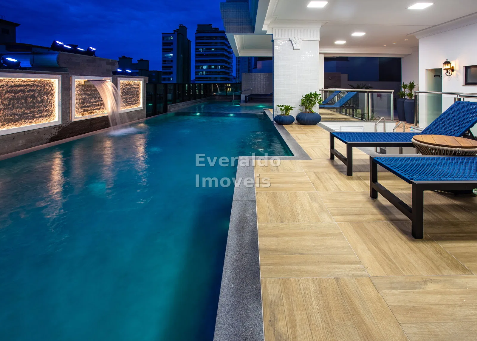 Residencial Villa de Siena — Meia Praia, foto 7 do empreendimento