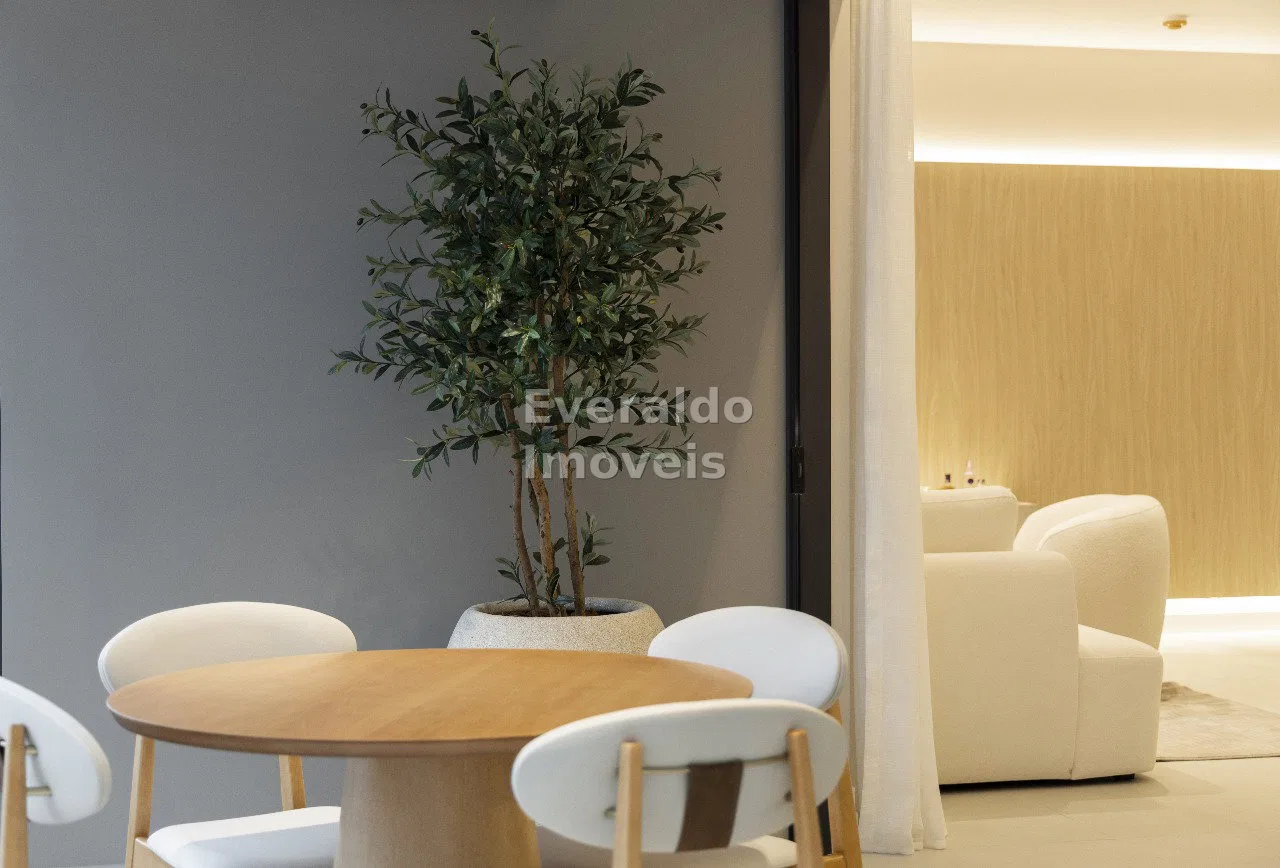 Cosmopolitan Residence — Meia Praia, foto 10