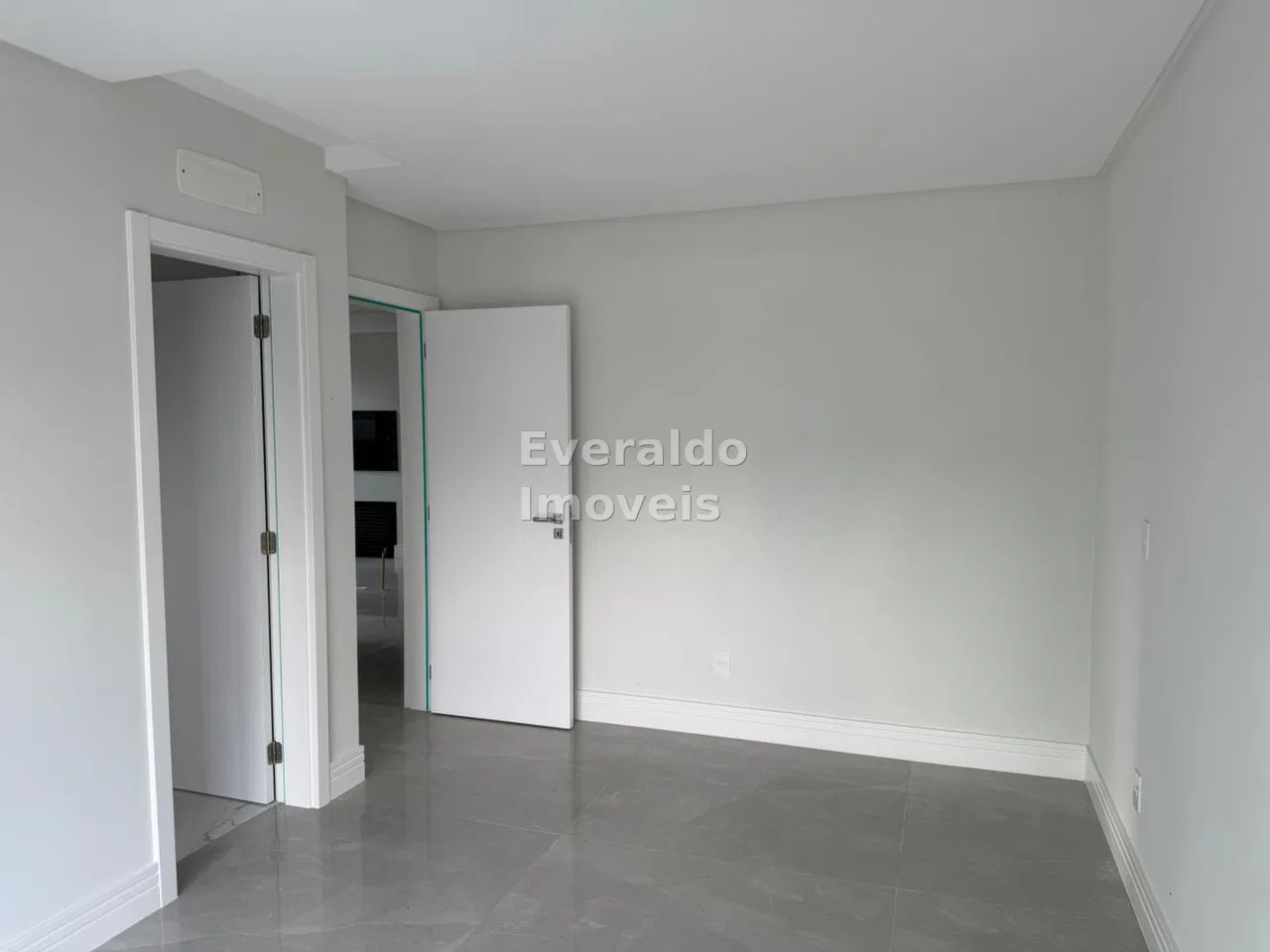 Brava Center — Praia Brava, foto 17