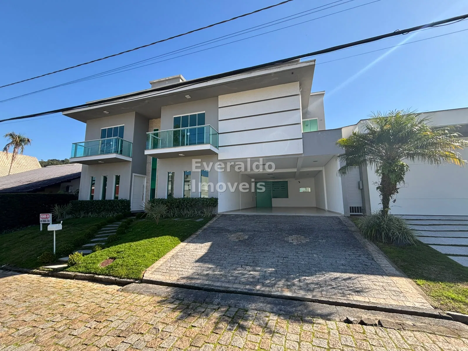 Condominio Vila Rica — Estados