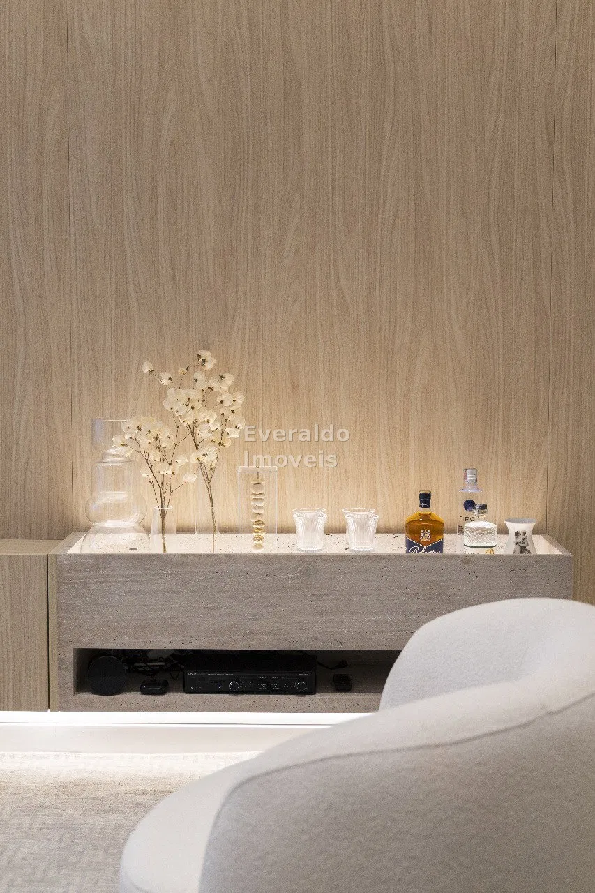 Cosmopolitan Residence — Meia Praia, foto 5