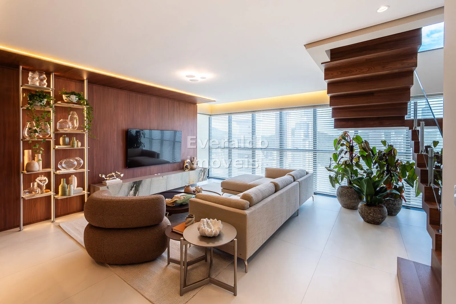 COBERTURA DUPLEX DECORADA — Pioneiros, foto 16