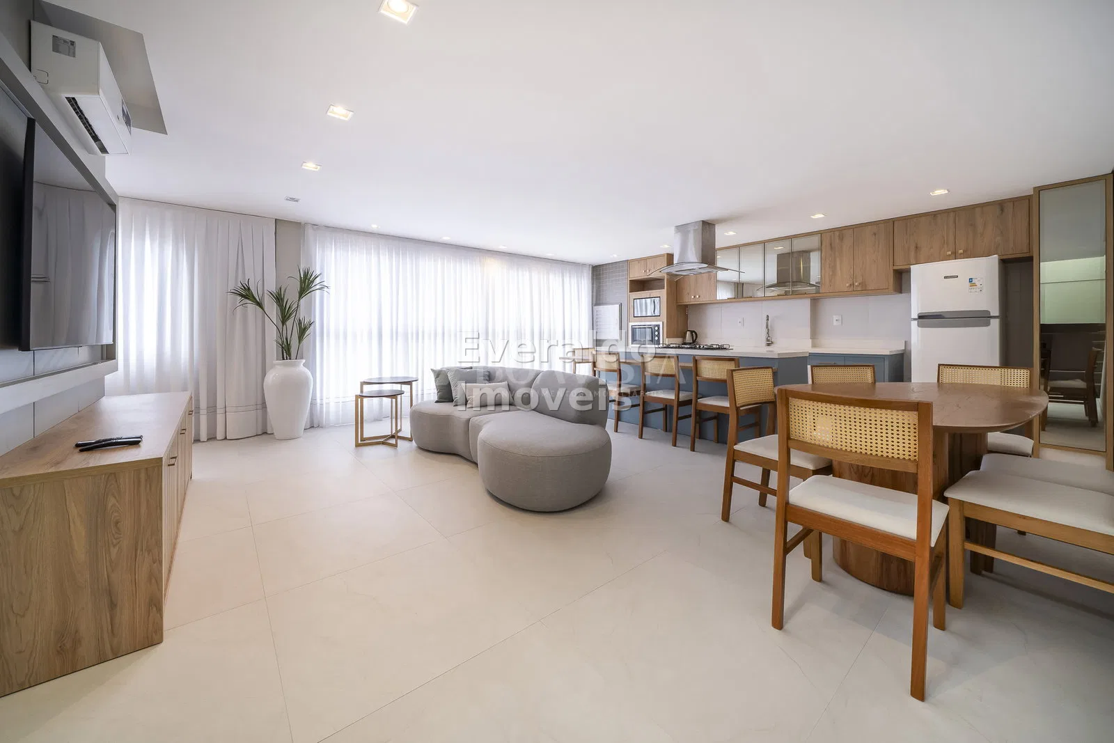 Las Vegas Residence — Bombas